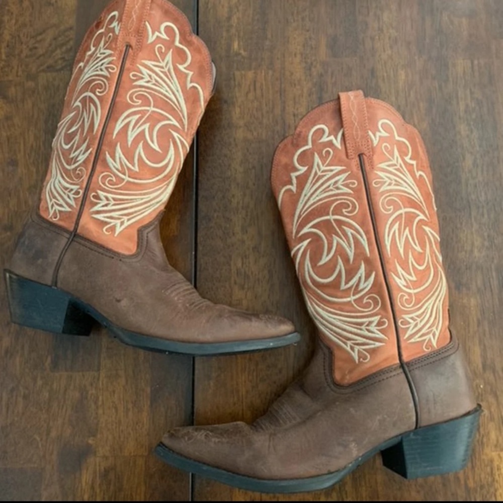 Women’s Ariat Boots Size 6